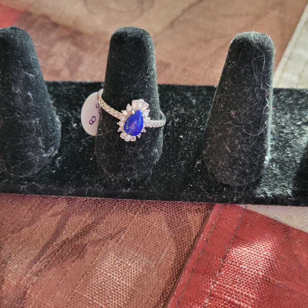 Elegant Blue Lapis And Silver Women's Ring